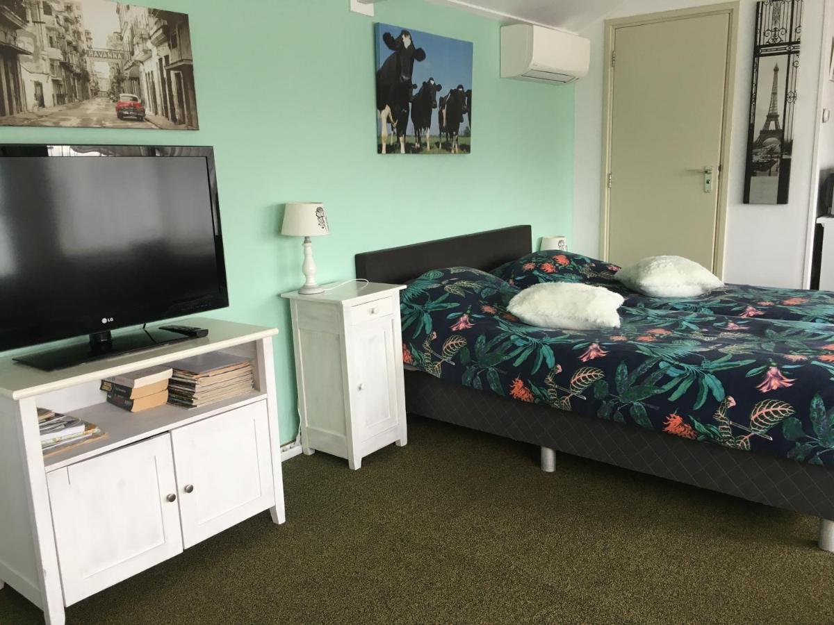 Chalet Or Apartment Nearby Roermond Outlet Stevensweert ภายนอก รูปภาพ